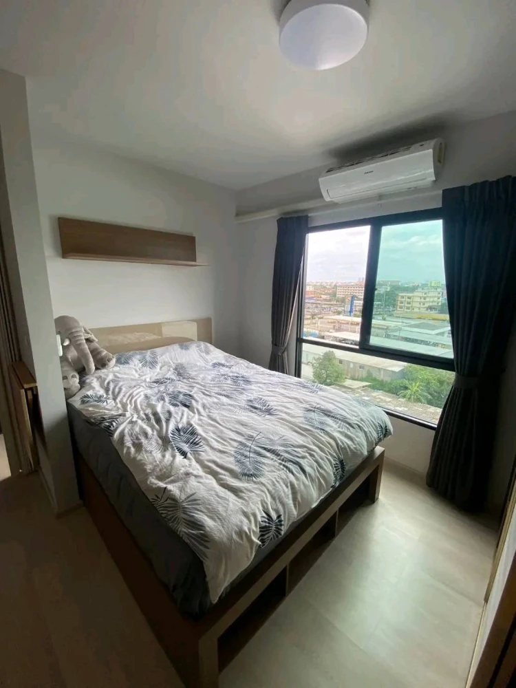 For sale or rent: UNIO Ramkhamhaeng - Serithai. A lovely room with complete furniture. Just bring your bags and move in!