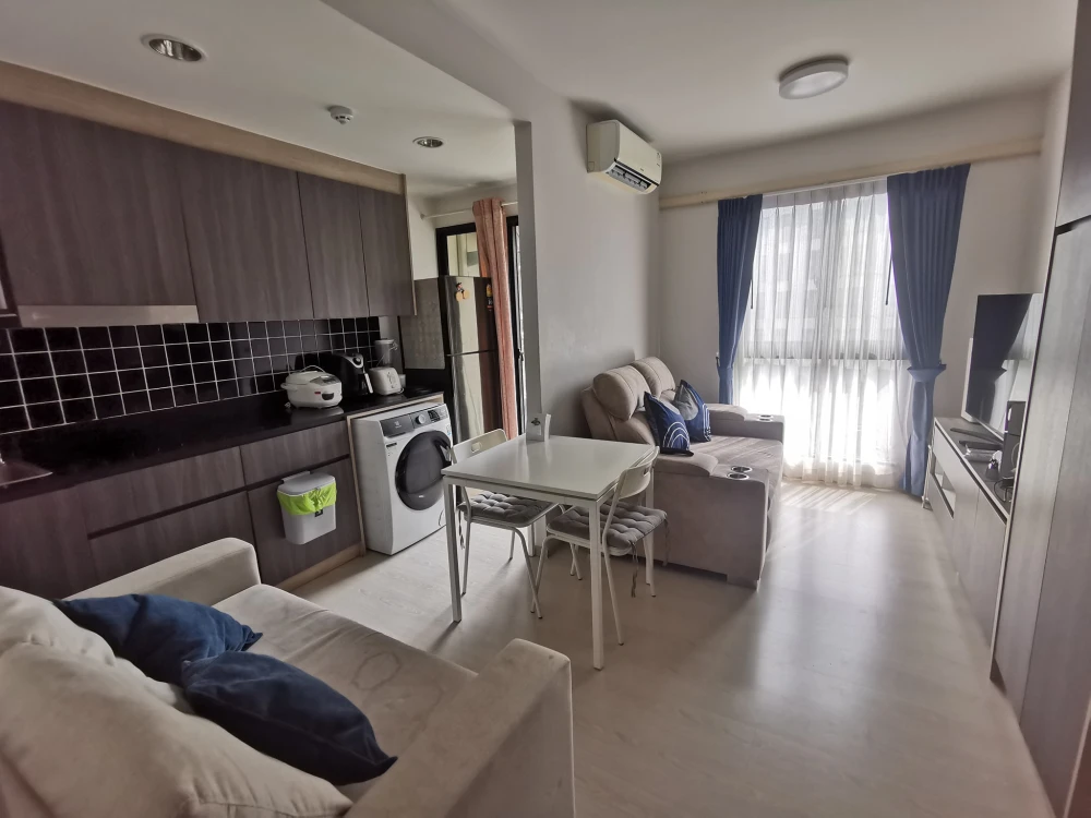 For sale or rent: Unio Sukhumvit 72, corner room, pool view, fully furnished, nice to live in, reserve now, urgent!