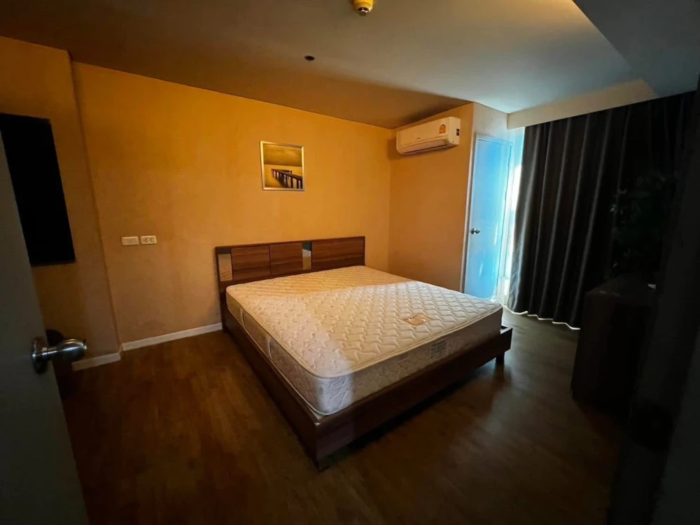 For sale: Siamese Nang Linchee, 2 bedrooms, 2 bathrooms, with private elevator and fully furnished with appliances. Don't miss out!