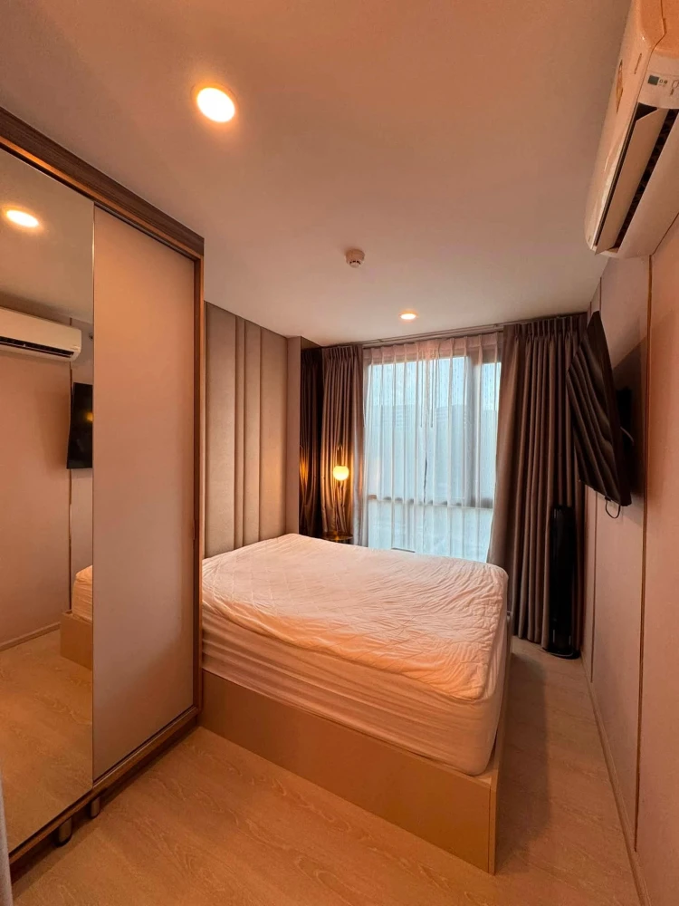 For sale: Knightsbridge Phahonyothin-Interchange, beautiful unit with full furnishings and appliances, ready to move in.