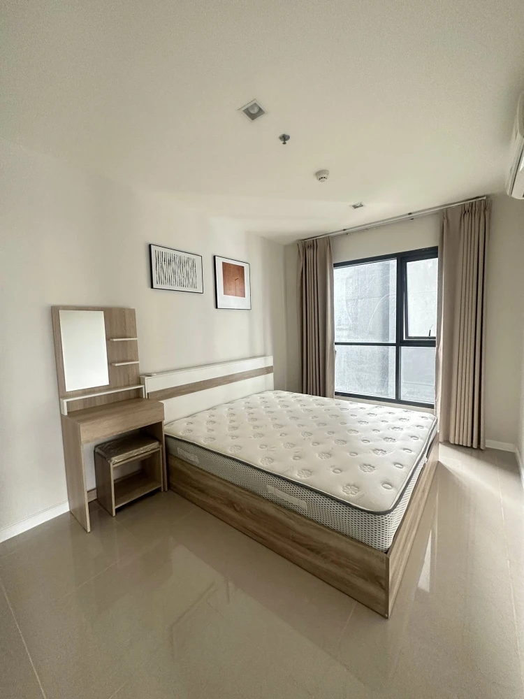 For sale or rent: Life Sukhumvit 48, 4th floor, spacious room, comfortable, not cramped, well-proportioned, reserve now before it's gone.