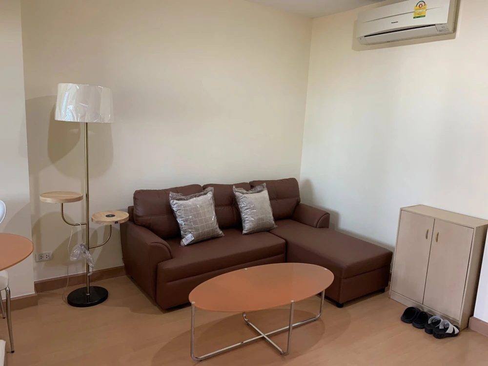 For sale: Life @ Ratchada-Huai Khwang, plenty of usable space, comfortable living, not cramped, complete electrical appliances, interested in booking