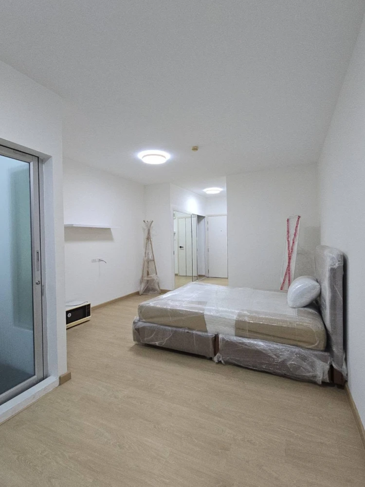 Selling a Space Sukhumvit 77, 2nd floor, garden view, corner unit, near the elevator and stairs. The unit is located in the best location within the p