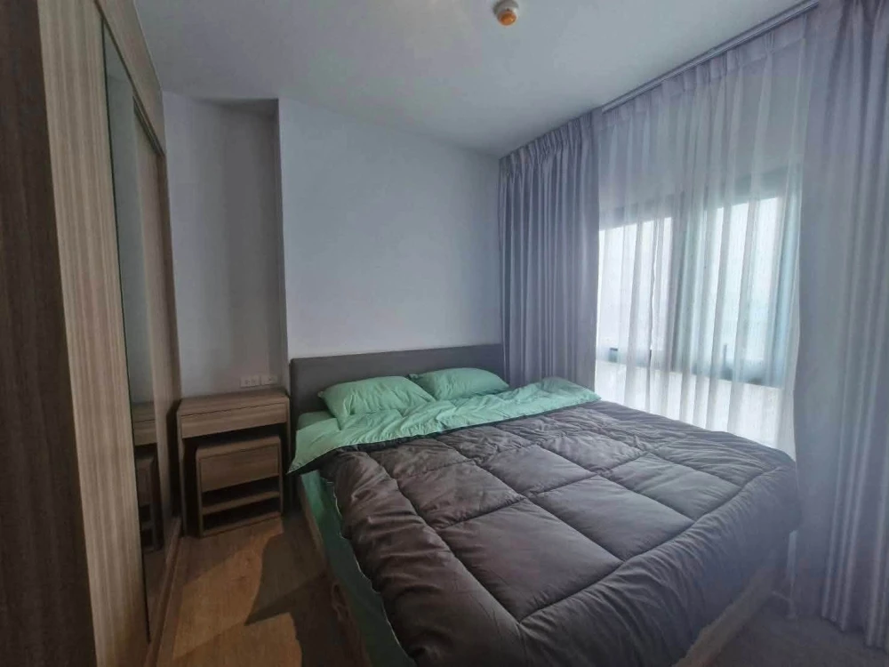 Selling Altitude Unicorn Sathorn - Tha Phra, 1 bedroom, 1 bathroom. Prime location with complete amenities. Book now!