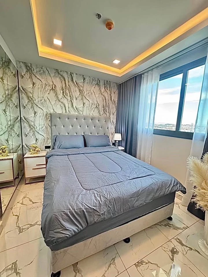 Arcadia Millennium Tower for sale, 30th floor, panoramic city view, fully furnished, nice to live in, reserve now.