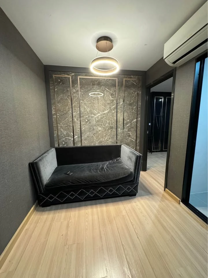 For sale: Asher Ratchada, size 27 sq m, 2nd floor, room near swimming pool, fitness center, beautifully decorated built-in, don't miss out.