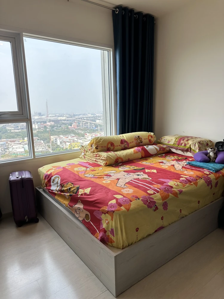 For sale: Aspire Erawan, city view, airy, no buildings blocking the view, with built-in furniture, ready to move in, don't miss it.