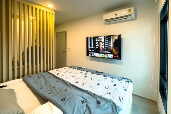 Selling Aspire Asoke - Ratchada, 6th floor, corner unit, fully furnished. Book now!