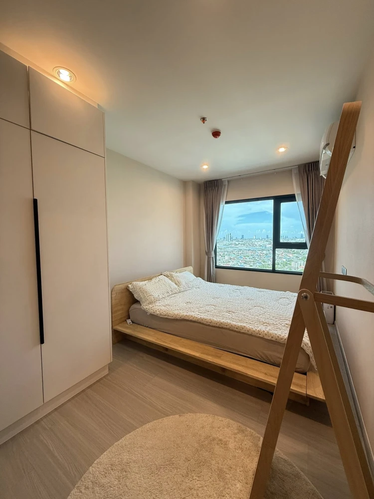 Selling Aspire Erawan Prime condo. A lovely unit with complete amenities. Just bring your bags and move in!