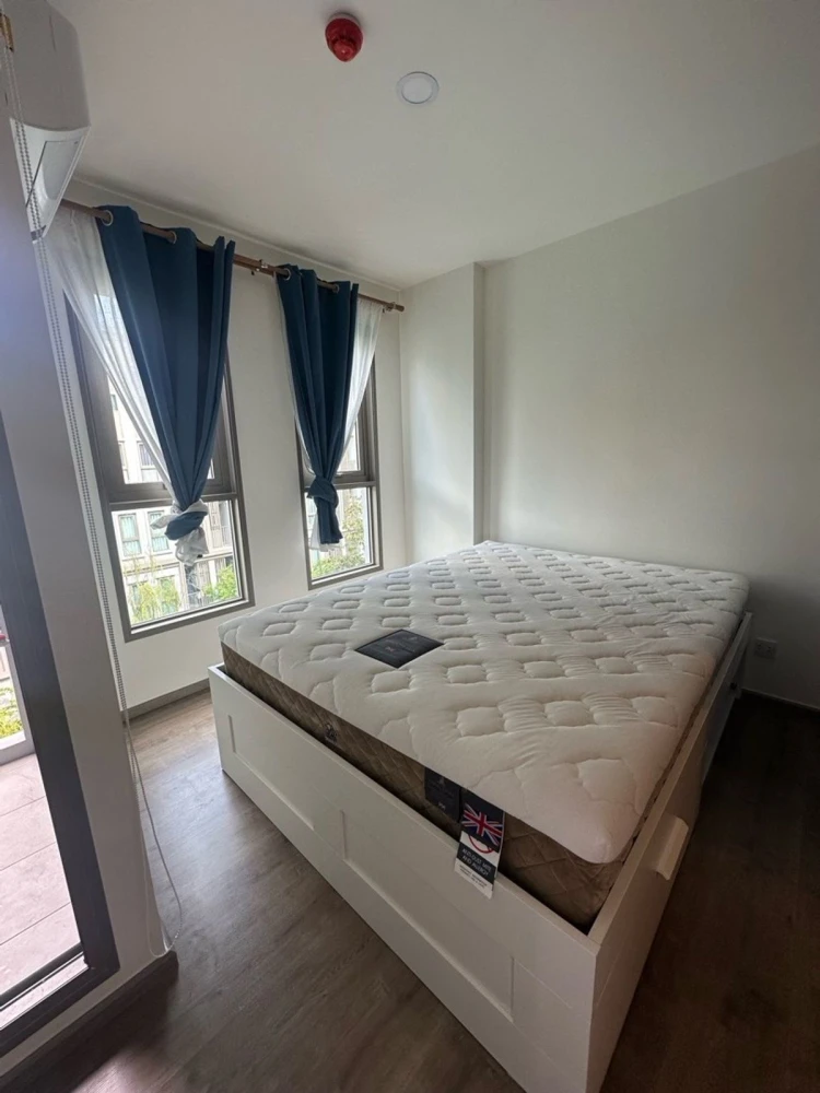For sale: ASPIRE Pinklao - Arun Ammarin, 4th floor, pool view, fully furnished, interested, reserve now, urgent.