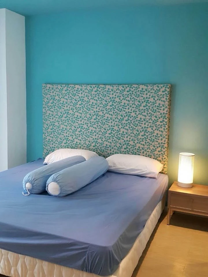 For sale: Atlantis Condo Resort Pattaya, has a balcony, next to the pool, beautiful room, quiet and shady atmosphere in the project, must reserve.