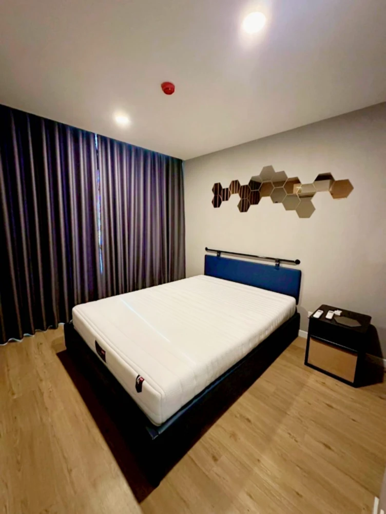For sale: Attitude BU, a lovely room on the 6th floor, good location, convenient transportation, fully furnished. Reserve now!