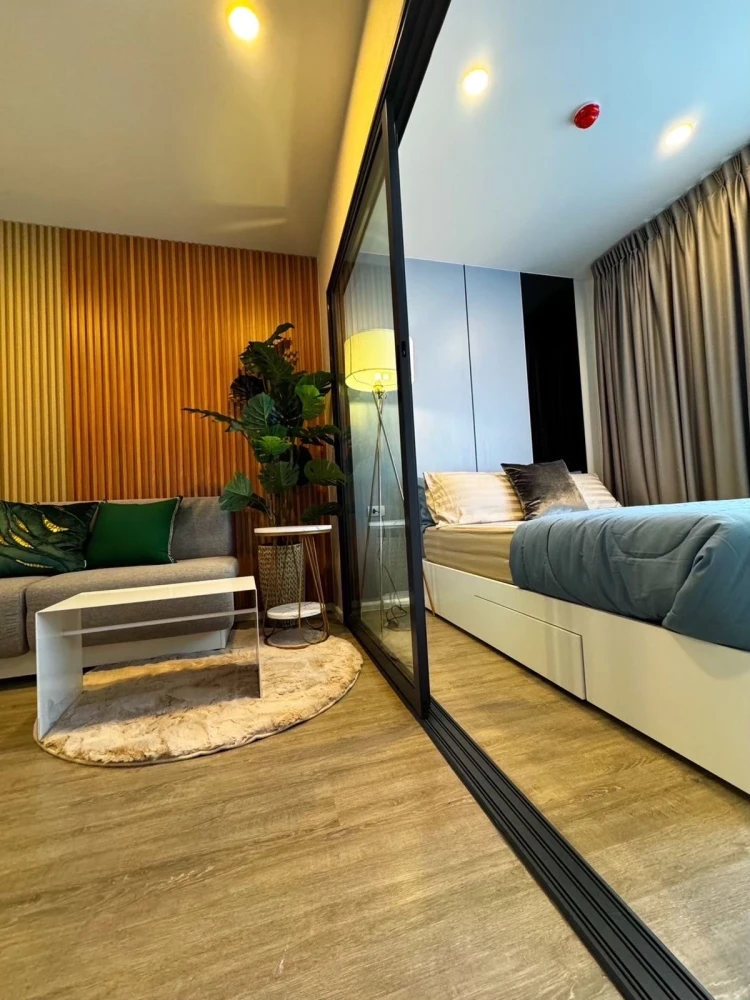 Selling beautiful and comfortable condos at Blue Sukhumvit 89. Fully furnished. Book now!