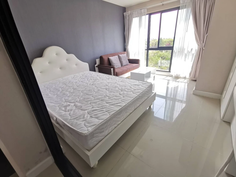 For sale: Casa France @ Abac Bangna, good breeze, open view, no morning sun block, fully furnished, ready to move in.