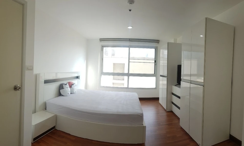 Centric Scene Paholyothin 9 for sale, 1 bedroom, 1 bathroom, plenty of usable space, good location, hurry and reserve now!