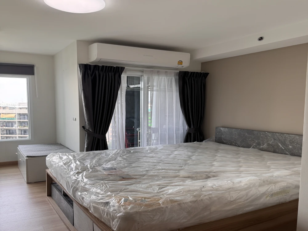 Selling Chapter One Eco Ratchada-Huai Khwang, 7th floor, fully furnished, ready to move in. Book now!