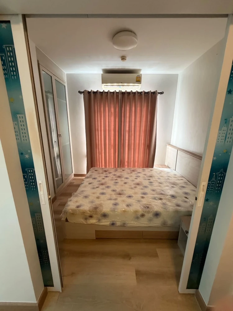 Selling a Chapter One Modern Dutch unit on the 16th floor. Prime location and fully furnished. Book now!
