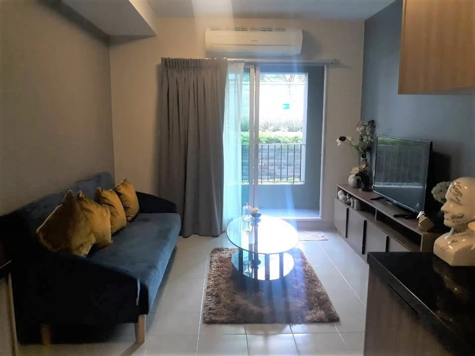 For sale: Chapter One The Campus Kaset, corner room, 1st floor, swimming pool view, fully furnished, ready to move in, don't delay.