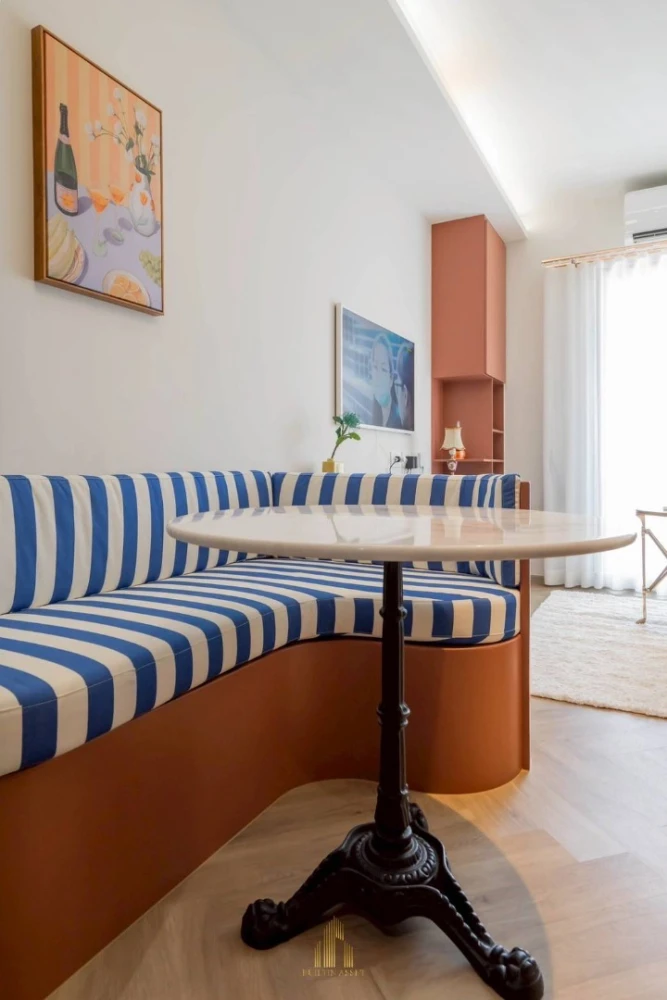 Selling a condo at Chapter Thonglor 25, 7th floor. Nice, fully furnished. Book now! Limited time offer!