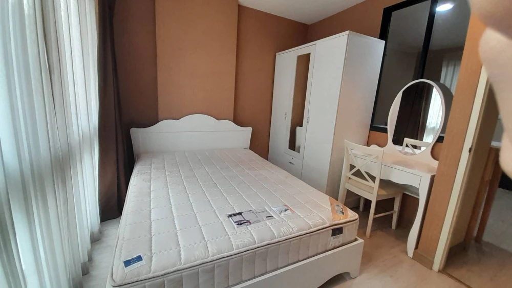 Selling Chateau In Town Sukhumvit 62/1. A lovely, beautifully decorated unit with a coordinated color scheme, fully furnished. Don't miss out!