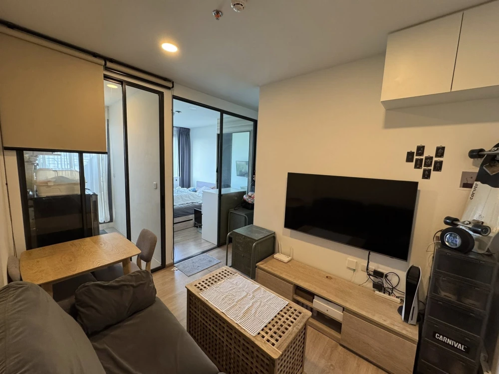 For sale: Chewathai Kaset Nawamin, 9th floor, fully furnished room. Interested in owning one? Hurry and reserve now.