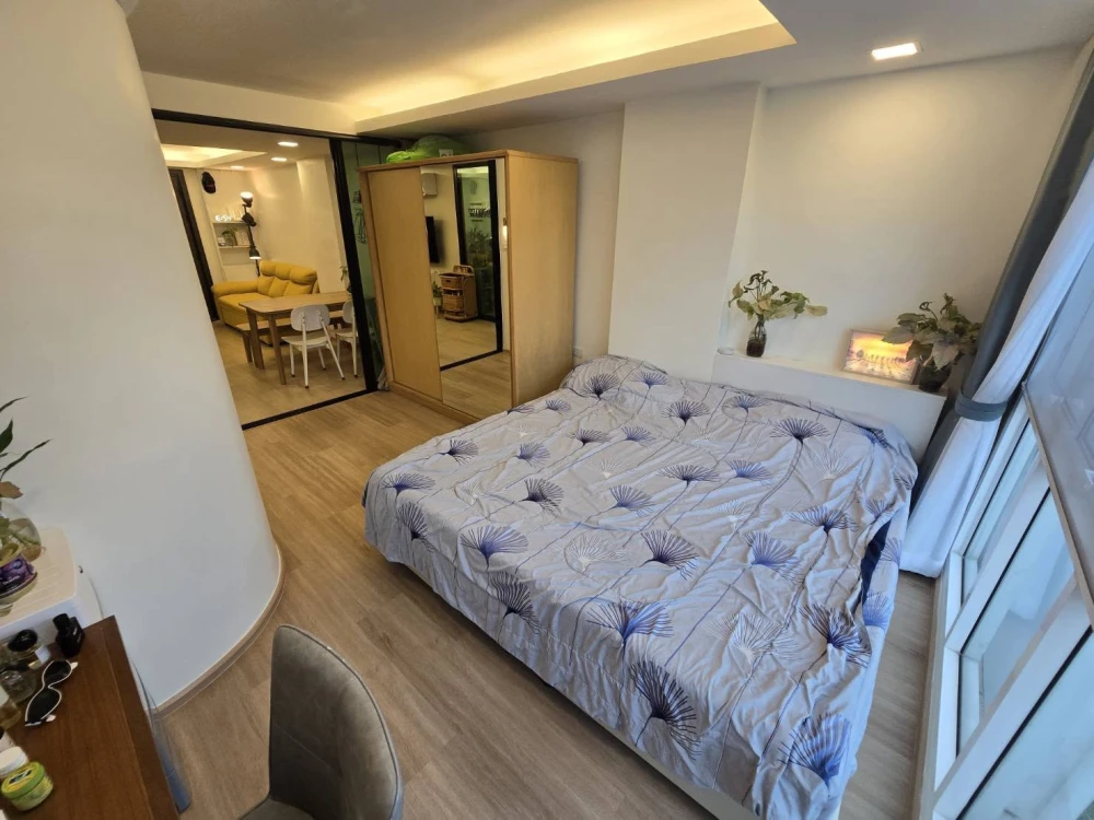 Condo for sale LE CHAMPS PREMIUM, large room, comfortable, lots of usable space, good price, hurry and reserve now.