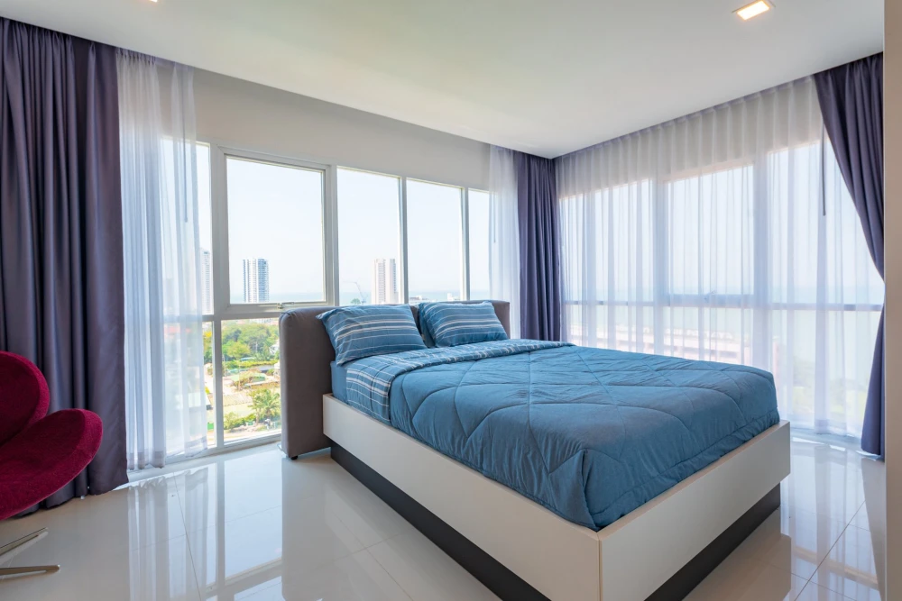 Condo One Tower Pratumnak for sale. High floor, sea view, fully furnished. Book now!