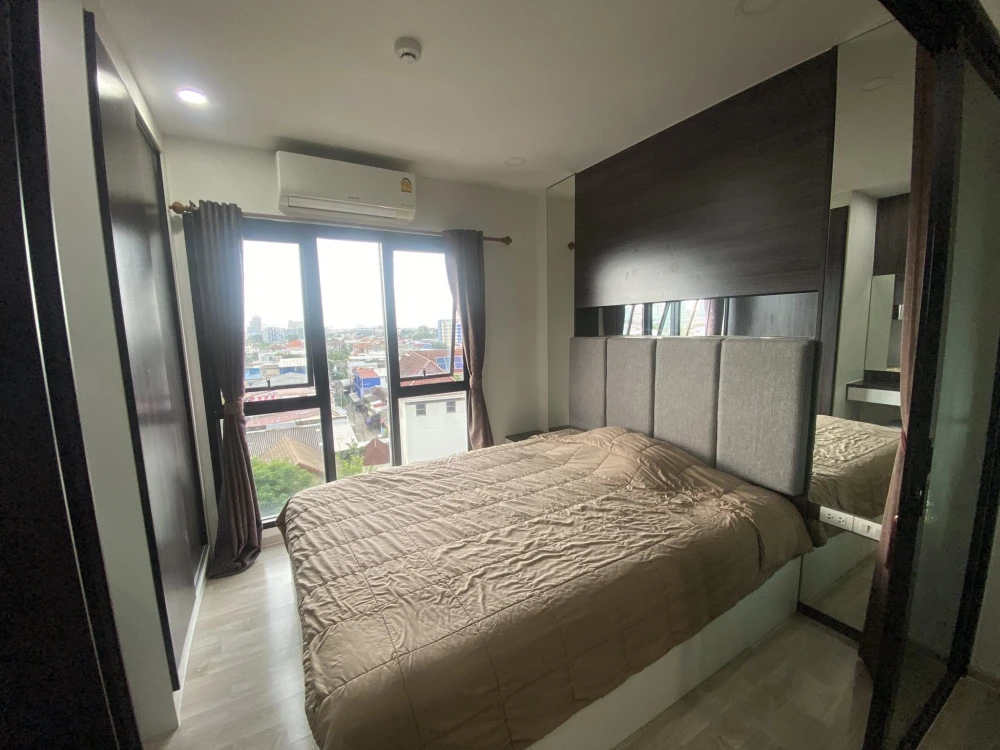 For sale: D Mark Condo Sutthisan, 1 bedroom, 1 bathroom, built-in headboard, great location, hurry and reserve now!
