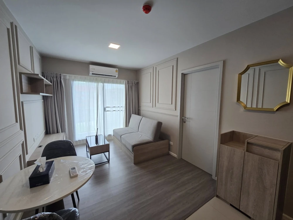 For sale: dcondo Hideaway Rangsit, 6th floor, swimming pool view, beautiful room, very cool, worth living in, hurry and reserve to be the owner now!