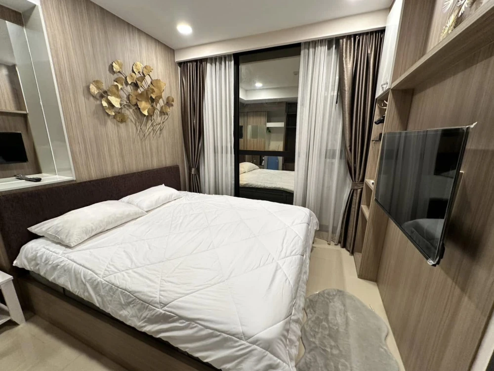 For sale Dusit Grand Condo View 31st floor, sea view, beautiful room, worth living, book now, don't miss out.