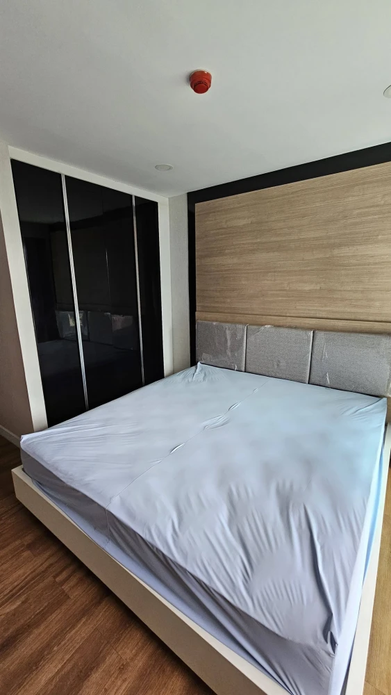 Dusit Grand Park condo for sale, ready to move in, fully furnished and equipped with appliances. Book now!