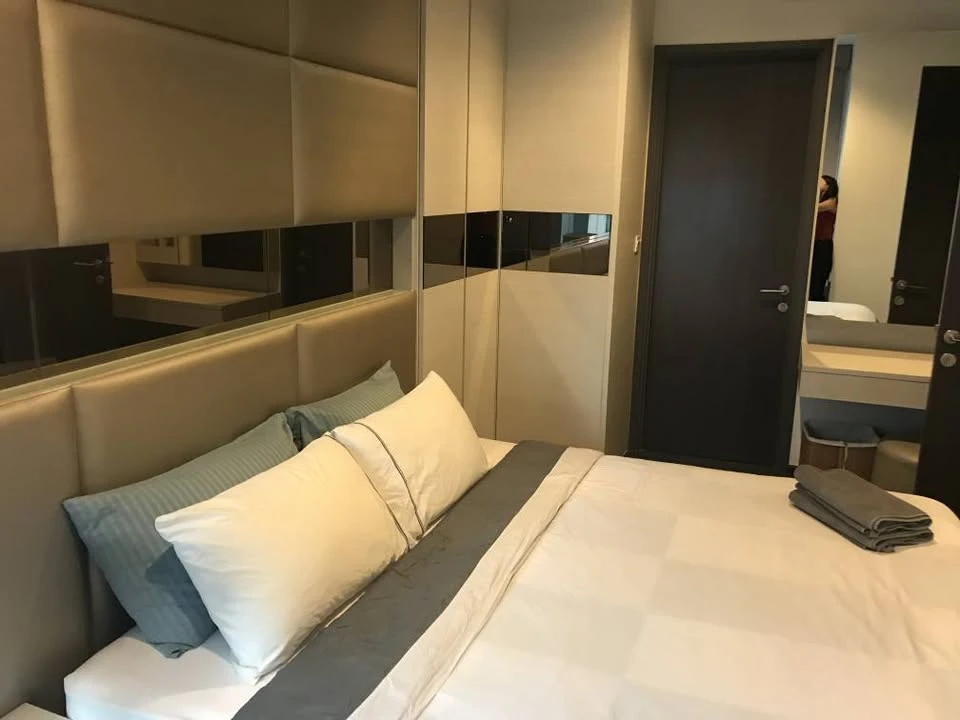For sale: Edge By Sansiri (Sukhumvit 23), ready-to-move-in unit, elegantly decorated, spacious and comfortable room. Hurry and reserve now+++