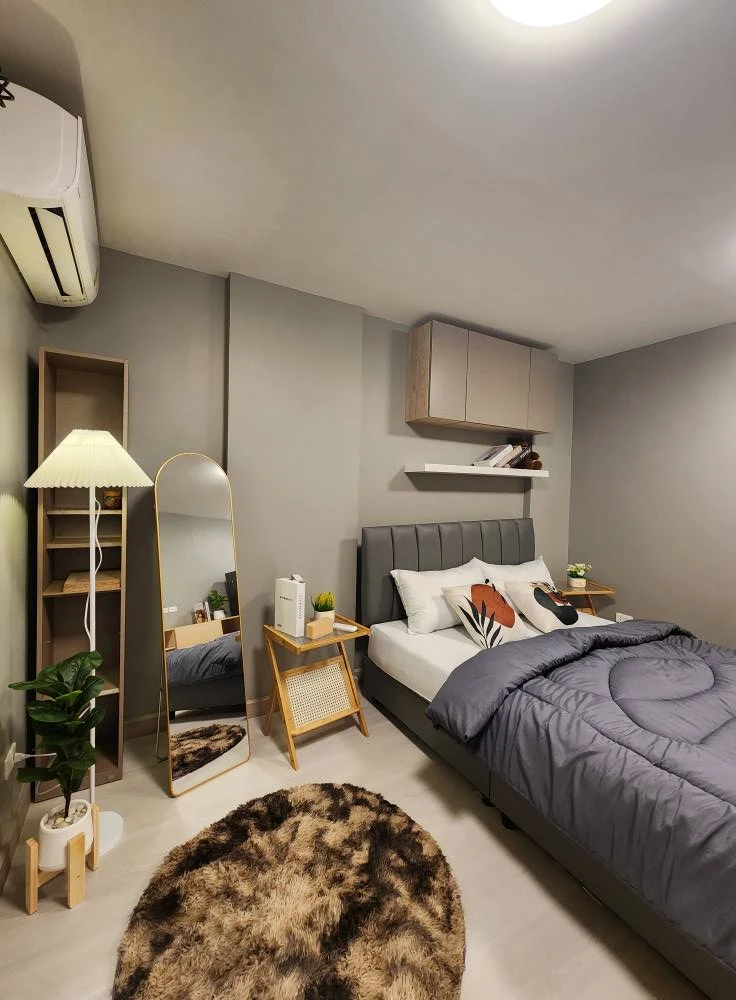 ELIO Delray Studio for sale, beautifully decorated in a stunning color scheme, comes fully furnished. Reserve now!