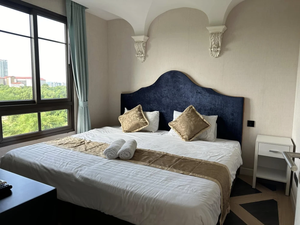 For sale: Espana Condo Resort Pattaya, 5th floor, comes with furniture and appliances. Reserve now, hurry!