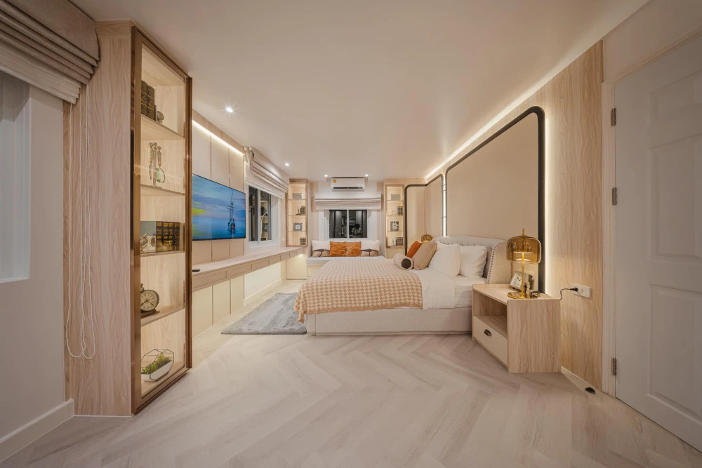 For sale: Fortune Condo Town 2, 12th floor, beautifully decorated, very magnificent, fully built-in throughout the room. If you book, you will definit