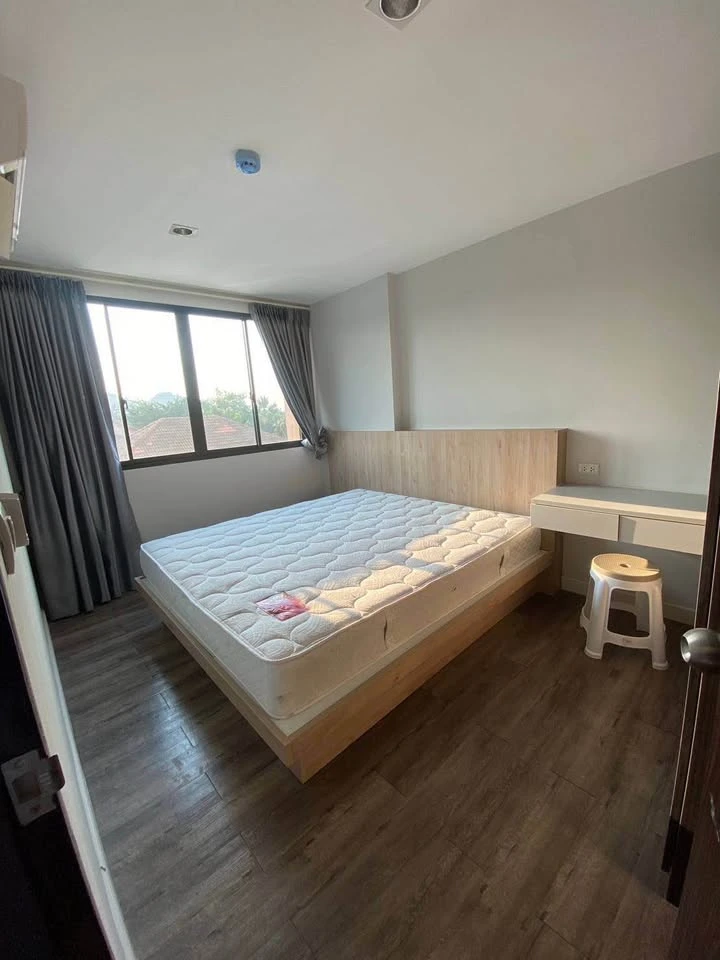 For sale: G Condo Sriracha, 7th floor, corner room, fully furnished, ready to move in. Reserve now, don't miss out!