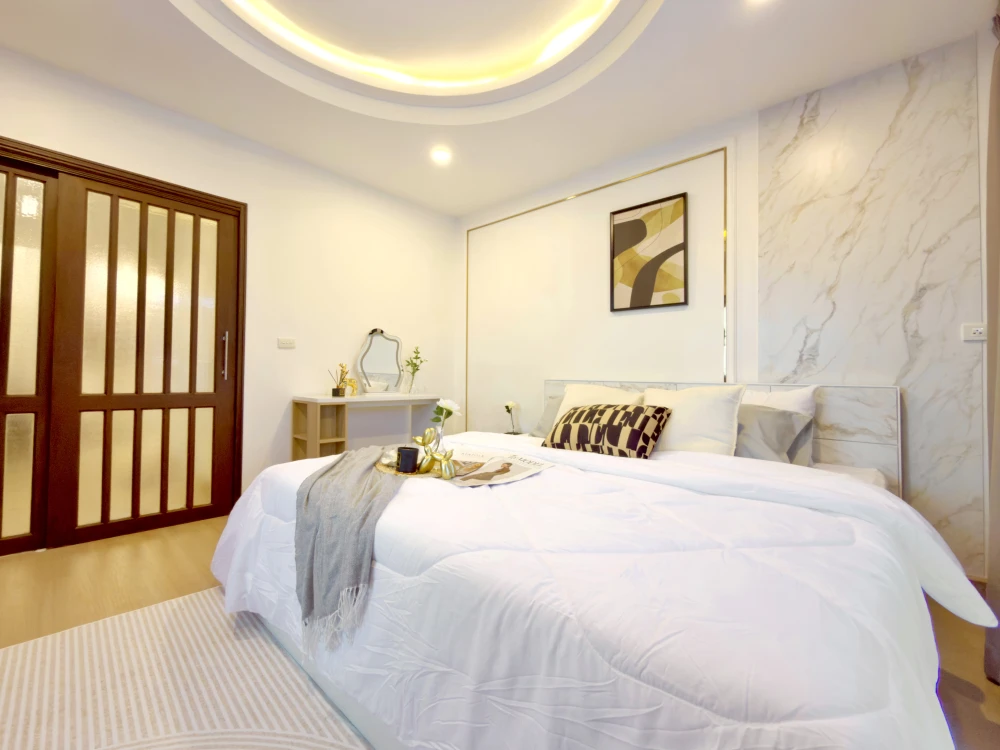 Garden Court units for sale. Beautiful rooms, fully furnished. Book now!