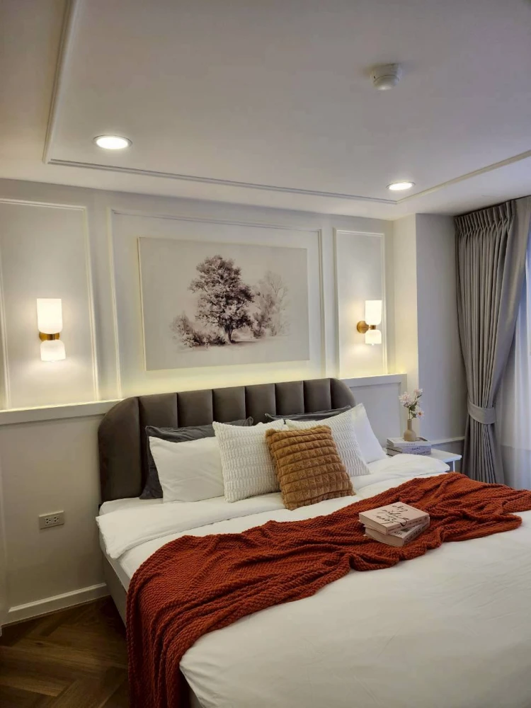 Grand Park Town pet-friendly condo for sale!!! Beautifully decorated and very livable. Book now!
