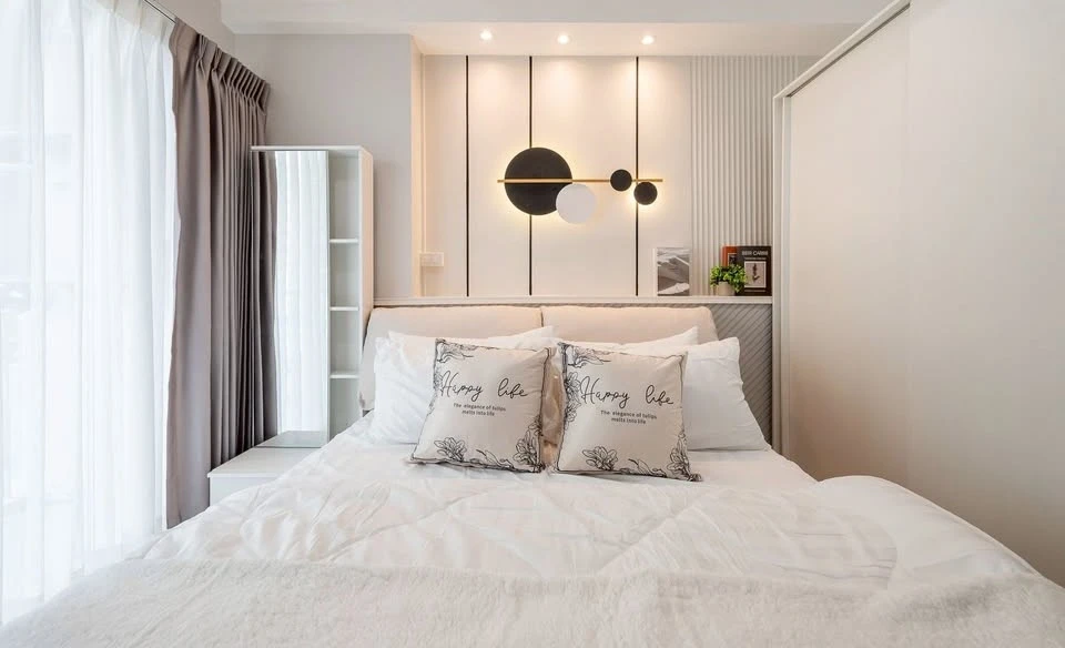 Selling Grand Park View Asoke, 2 bedrooms, 10th floor, separate kitchen, 54.5 sq m. Stunningly beautifully decorated. You'll regret not booking it!