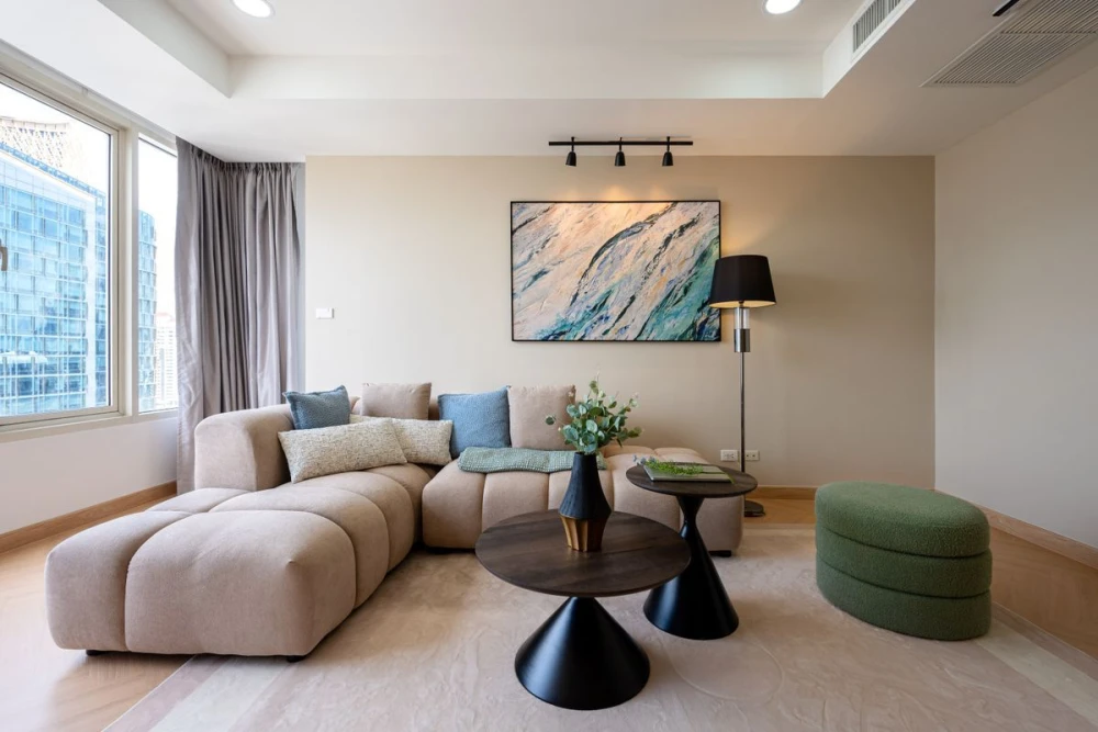 For sale: Hampton Thonglor 10, 20th floor, spacious room, comfortable living, fully furnished. If interested, hurry and buy now.
