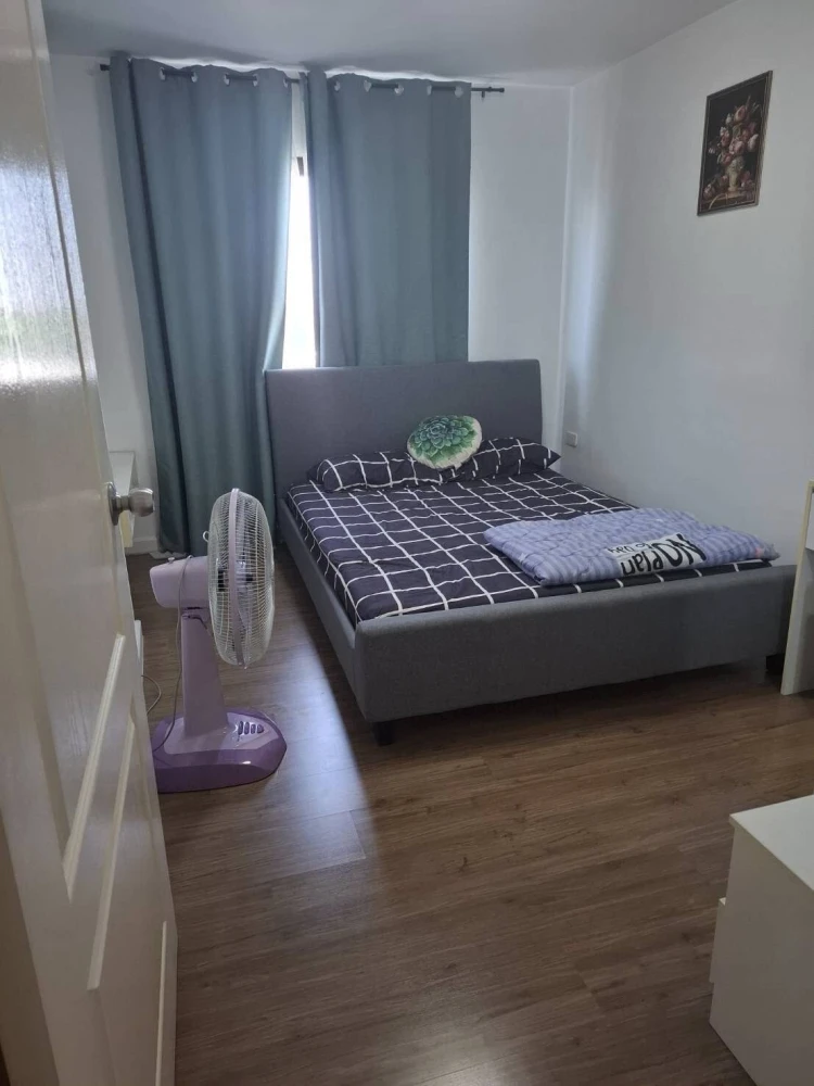 Selling I Condo Kaset, 6th floor, 1 bedroom, 1 bathroom. Comfortable and spacious. Includes all items shown in the pictures. Book now, don't hesitate!
