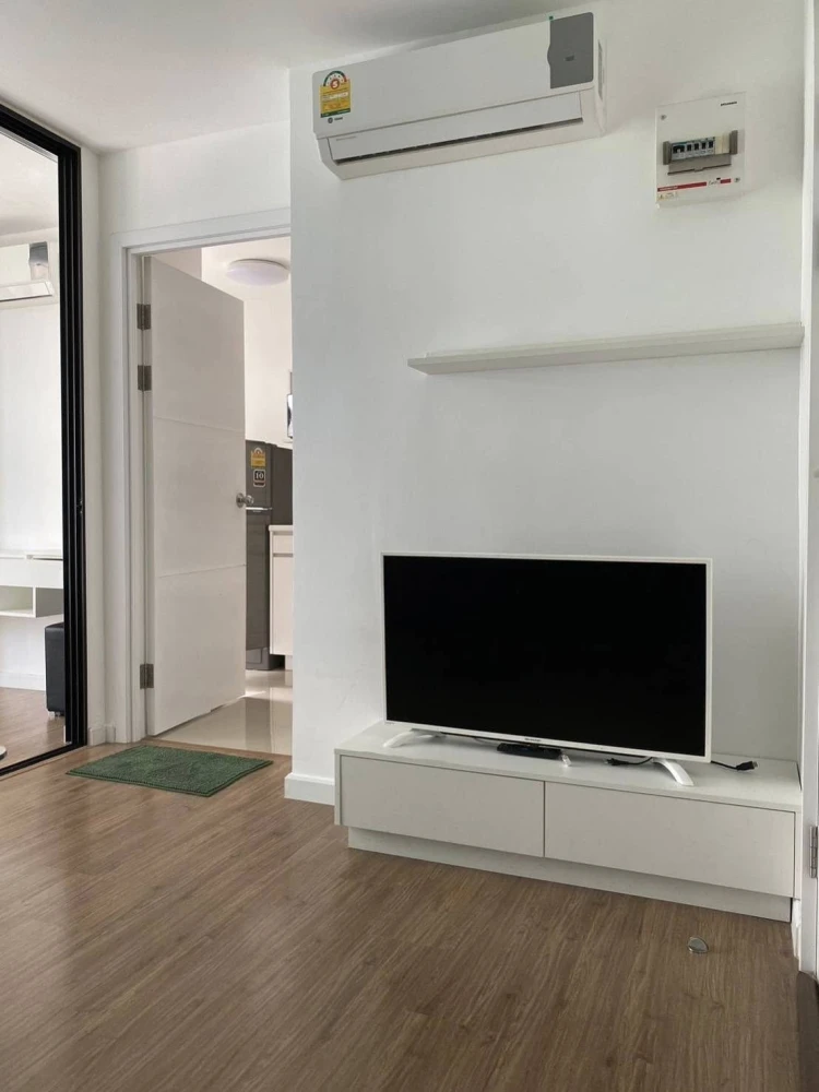 For sale: iCondo Salaya, 3rd floor, fully furnished room, good price, interested in owning one, hurry and reserve now, don't miss out.