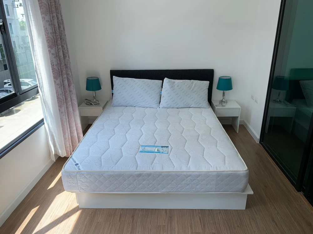 Selling Icondo Salaya 2, 1 bedroom, 1 bathroom, 3rd floor. Great location, convenient transportation. What are you waiting for?