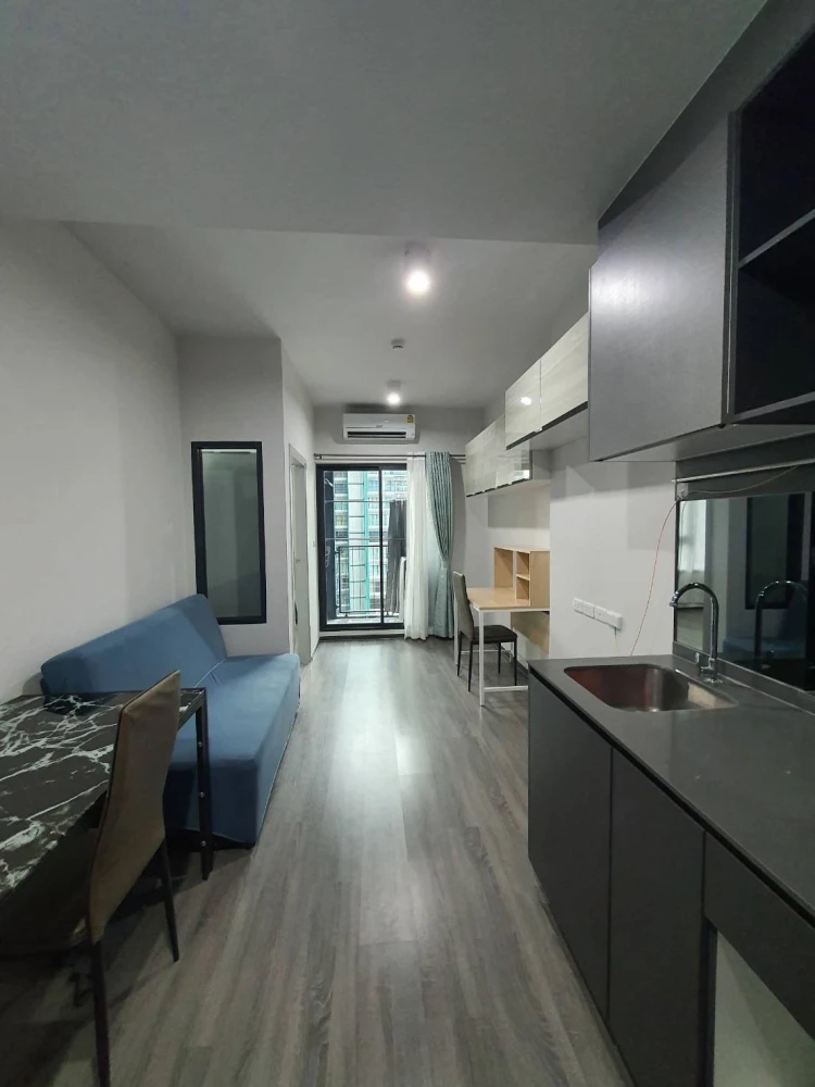 For sale Ideo Chula Samyan 1 bedroom 1 bathroom, large usable area, good location, fully furnished, book now.