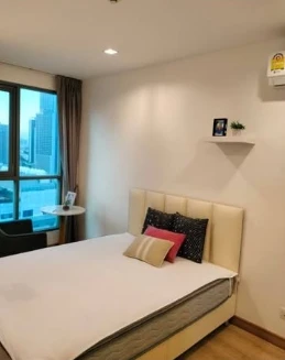 For sale: Ideo Mobi Sukhumvit, 19th floor, comes with complete furniture and appliances. Reserve now, don't wait.