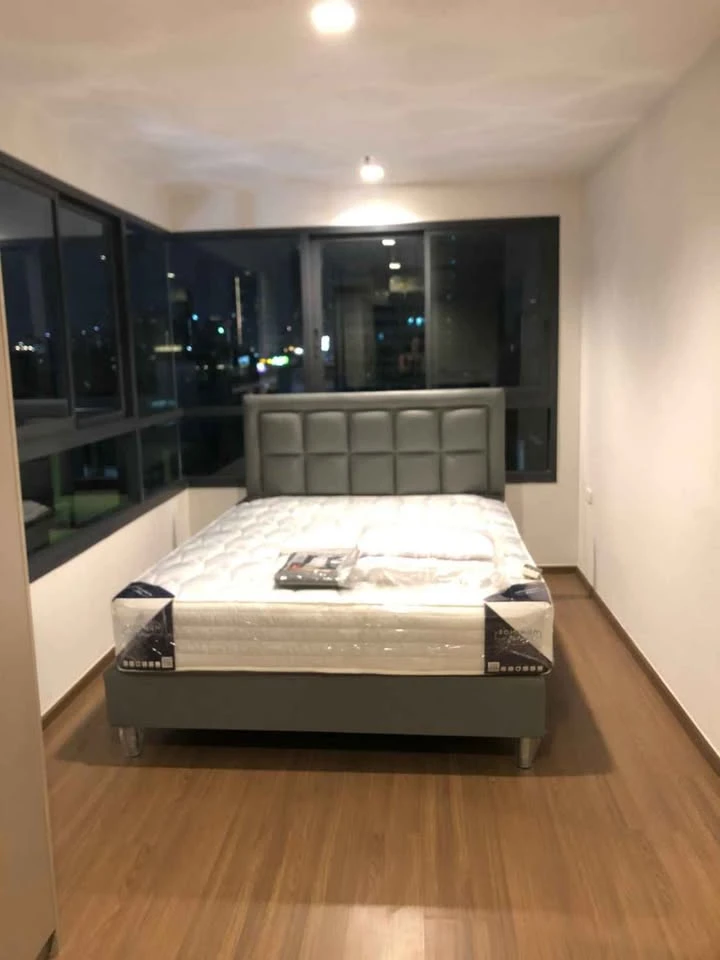 For sale: Ideo Sukhumvit 93, corner room, 2 bedrooms, 2 bathrooms, fully furnished, quiet, very suitable for relaxation. Hurry and book now.