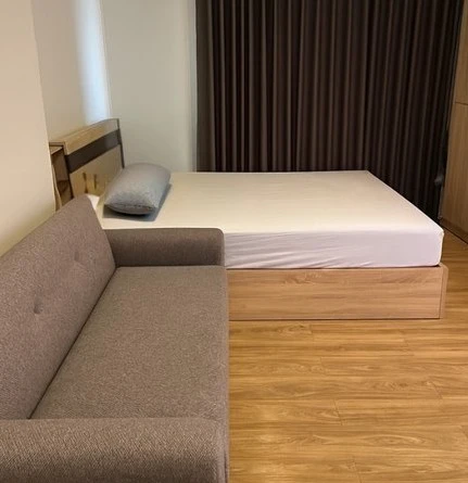 For sale: ISSI Condo Suksawat, a lovely room on the 19th floor, with a great common area and fully furnished. Don't miss out on this great deal!