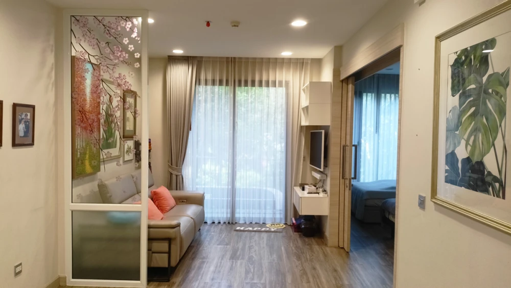Selling Jin Wellbeing County, 2nd floor, corner unit, fully furnished, ready to move in. Book now, don't miss out!