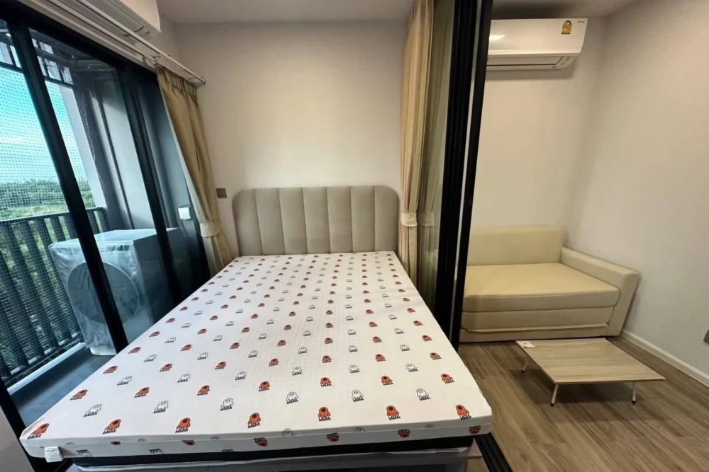 For sale: Kave Mutant Salaya, a nice room on the 5th floor, comes with complete furniture and appliances. Hurry and reserve now!