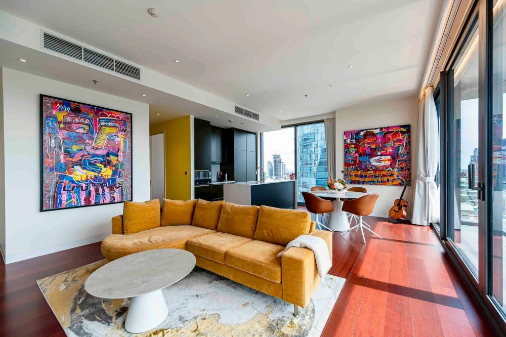 For sale KHUN BY YOO 17th floor, corner room, very private, Thonglor panoramic view, fully furnished, ready to move in immediately.